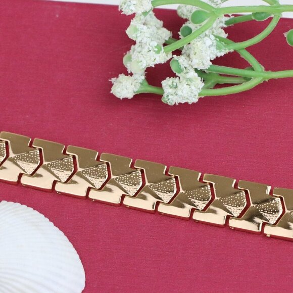 "Elegant Rose Gold Plated Link Bracelet with Bold Textured Design, XPBL1125 - Picture 12 of 13